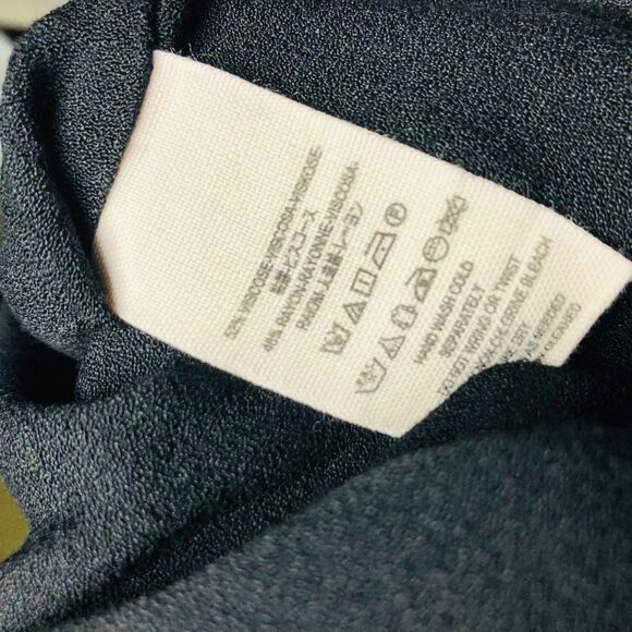 Free People Women's Fiona Tropical Night Black Floral Flutter Shorts Size 10 - Picture 5 of 5